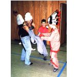 Training vor Fasching 2002: Klamottenstaffel (Verena Mller).