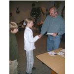 Weihnachtsfeier 2003: Vergabe des Sportabzeichens durch Franz-Josef Schmitt