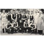 Sieger beim Straenstaffeltag 1959; h.v.l.: Heinrich Grabsch, Eduard Friedrich (Ebba), Zuber, Hafner, Lampl, Grnewald, Reinhold Griebsch, Wichtermann und Drehmer (Sportreferent); v.v.l.: Ernst Schmitt, Heinz Kauppert, Hans Lampert, Erich Elter und Hans Friedrich.