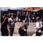 Camping 1999: Tobias, Karlheinz und Stefanie Klein sowie Sabrina Spie und Martin Krannich auf dem Tschechenmarkt in Eger